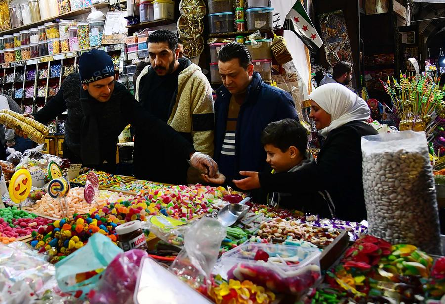 SYRIA-DAMASCUS-RAMADAN-SHOPPING